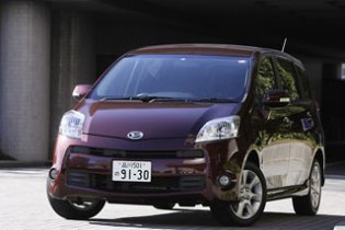 ����-����� Toyota Passo Sette, Daihatsu Boon Luminas