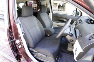 Тест-драйв Toyota Passo Sette, Daihatsu Boon Luminas