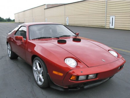 Porsche 928
