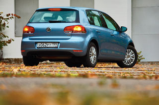 ����-����� Honda Civic, Hyundai i30, Chevrolet Cruze, Mazda3, Volkswagen Golf