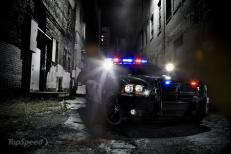 2011-dodge-charger-pursui_460x0w