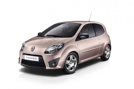 Renault создал новое авто вместе с Итальянским домом моды Renault создал новое авто вместе с Итальянским домом моды