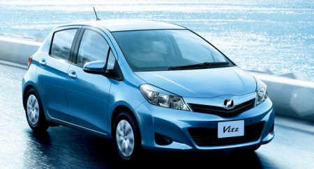 Toyota-Vitz-01