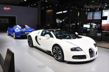 bugatti-comes-to-qat_460x0w
