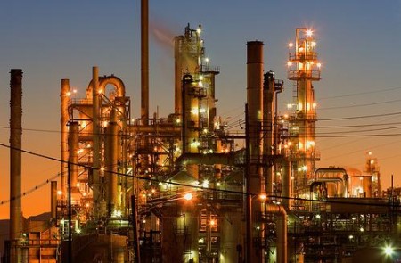 Цены на нефтепродукты в США бьют рекорды Цены на нефтепродукты в США бьют рекорды