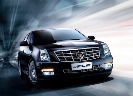 2010-Cadillac-SLS-Chin51.jp