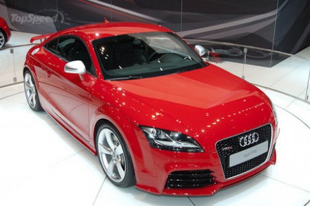 ���������� ������� ���� ����������� Audi TT-RS