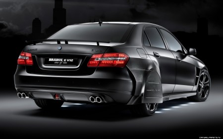 Brabus-E-V12-2009-1280x800-002