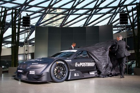 ������� BMW M3 DTM ������ ����������� �������� ������