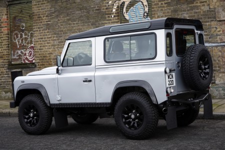 LR_DEFENDER_2