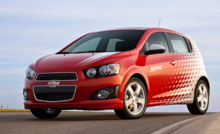 Chevrolet ������� ������� Sonic ��������, �� �� ������� �� ���� SS