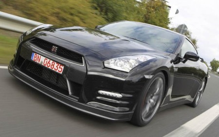 Nissan ������������ 542-������� GT-R