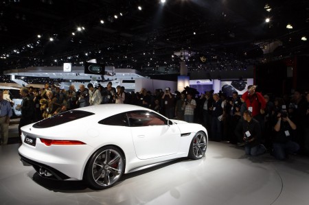 Jaguar-C-X16-Concept-Carscoop-30