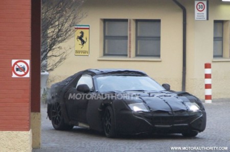 2013-ferrari-599-replacement-spy-shots_100376131_m