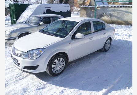 Opel Astra 2011 - ����� ���������