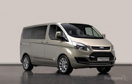 ford-tourneo-custom-_600x0w
