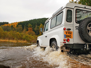 ����-����� Land Rover Defender
