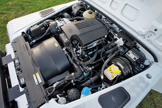 ����-����� Land Rover Defender