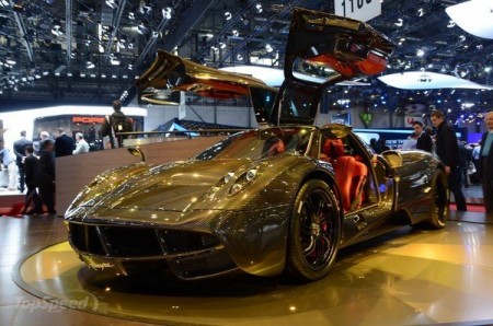pagani-huayra-carbon-5_600x0w