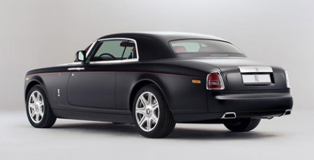 Rolls-Royce ������ ���������� ���� Phantom � ����� ��������� �������