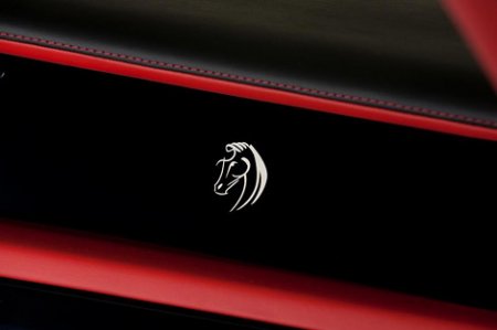 Rolls-Royce ������ ���������� ���� Phantom � ����� ��������� �������