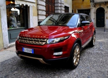 range-rover-evoque-b-16_600x0w