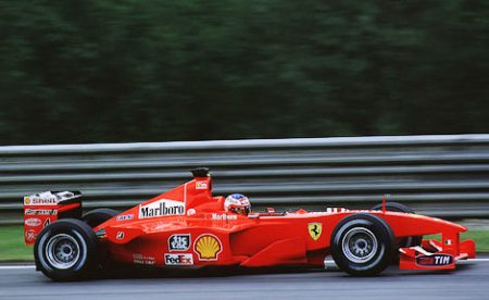 � ������ � ������� ����� 16 ���������� ����������� Ferrari