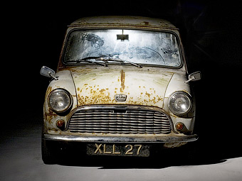 ������ 53-������ MINI �������� �� 18 ����� ����