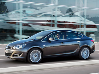 ������ ������ ������ Opel Astra �������� � ������ �� ����� ����