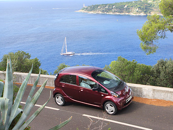 ���-�������� �������������� Mitsubishi Motors ������������� ��������� ��������