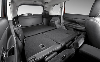 ����-����� Mitsubishi Outlander