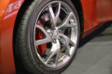 2013-Nissan-370Z-8[2]