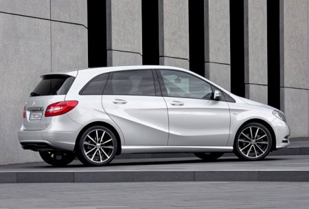 ����� �������� B-������ ����� �������� ������ AMG