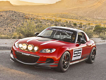 ������� Mazda MX-5 ������������ ��� ����� �� ������������