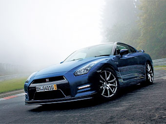 "������" �������������� �������� GT-R