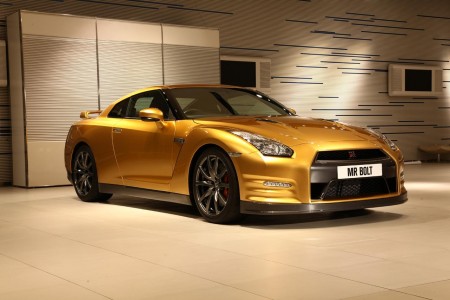 ������� Nissan GT-R ��� ������� ������������