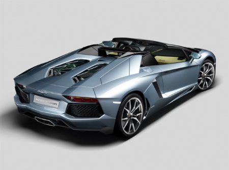 � ������ ������ ��������� ������ �� �������� Lamborghini Aventador