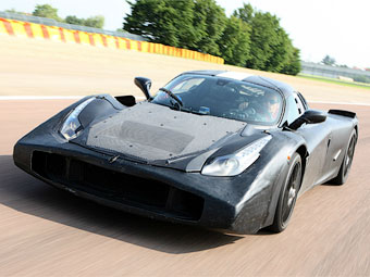 �������� Ferrari ���������� ����������� � ��������� Enzo