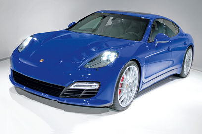 "���������" ����� Porsche ���������� �������� � �����